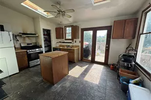 333 Amabell St, Pittsburgh, PA 15211 - Photo 8
