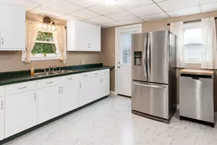 58 Kuntz St, Harrison Township, PA 15065 - Photo 2