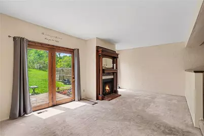 3115 Camberly Dr, Hampton, PA 15044 - Photo 4