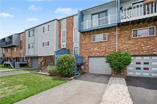 3115 Camberly Dr, Hampton, PA 15044 - Photo 2
