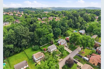 1318 Plantation Dr, Bethel Park, PA 15102 - Photo 46
