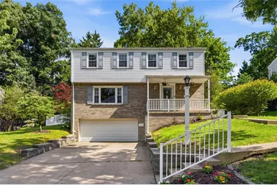 1318 Plantation Dr, Bethel Park, PA 15102 - Photo 2