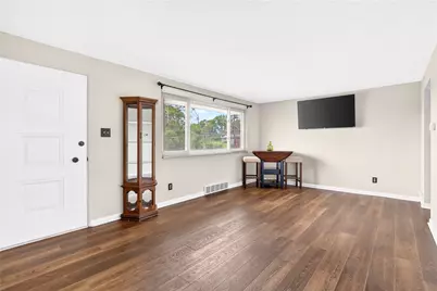 142 Helena Street, West Mifflin, PA 15122 - Photo 10
