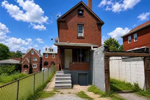 564 3rd St, Clairton, PA 15025 - Photo 2