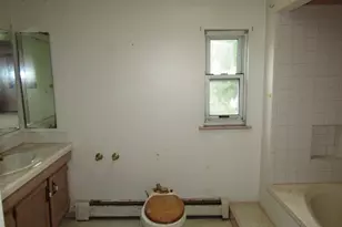 821 Veronica Dr, Pittsburgh, PA 15235 - Photo 24