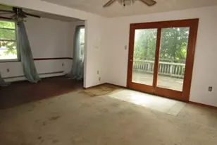 821 Veronica Dr, Pittsburgh, PA 15235 - Photo 10