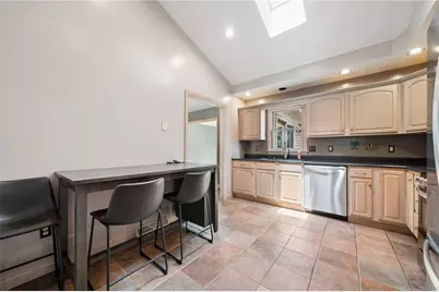 422 Primrose Drive, Unity Township, PA 15601 - Photo 6