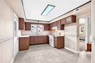 403 Perry Avenue, Washington Township, PA 15012 - Photo 8