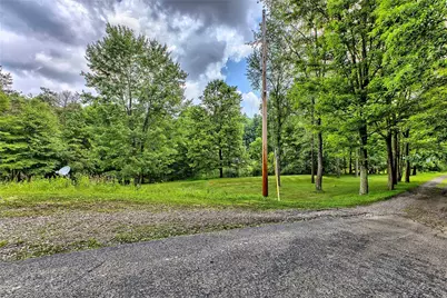 101 Gogo Lake Dr, Rayne Township-Ernest, PA 15701 - Photo 16