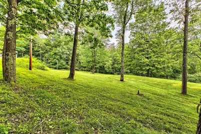 101 Gogo Lake Dr, Rayne Township-Ernest, PA 15701 - Photo 18