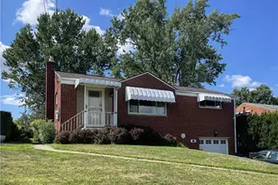 638 Elaine Dr, Pittsburgh, PA 15236 - Photo 1