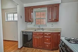 638 Elaine Dr, Pittsburgh, PA 15236 - Photo 4