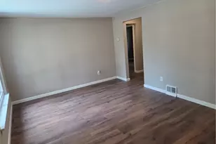 745 MacFarlane Dr, Pittsburgh, PA 15235 - Photo 8
