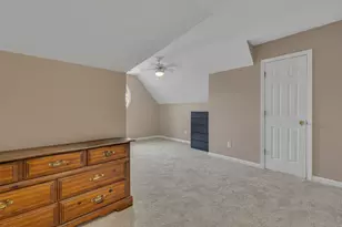 136 Meadow Dr, Chippewa Township, PA 15010 - Photo 24