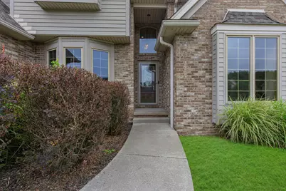 136 Meadow Drive, Chippewa Township, PA 15010 - Photo 2