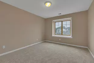 136 Meadow Dr, Chippewa Township, PA 15010 - Photo 22