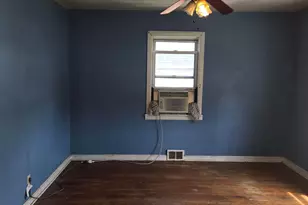 1347 Washington Pike Ave, Collier Township, PA 15017 - Photo 14