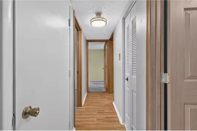 8101 Revere Pl, Hopewell Township, PA 15001 - Photo 18