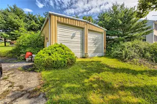 888 Bovard Luxor Rd, Hempfield Township, PA 15601 - Photo 2