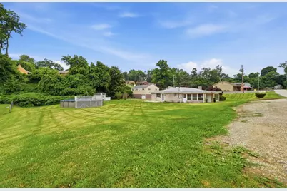 4930 Gardenville Rd, Pittsburgh, PA 15236 - Photo 40