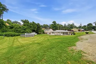 4930 Gardenville Rd, Pittsburgh, PA 15236 - Photo 40