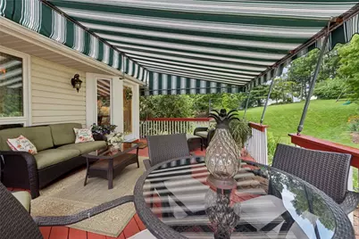 1074 Redoak Dr, Penn Twp, PA 15636 - Photo 30