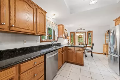 1074 Redoak Dr, Penn Twp, PA 15636 - Photo 14