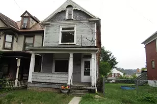 223 N 2nd St, Jeannette, PA 15644 - Photo 1