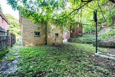 247 Dakota Avenue, Pittsburgh, PA 15202 - Photo 2