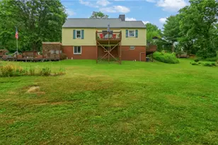 1720 Royal Dr, North Sewickley Township, PA 16117 - Photo 8