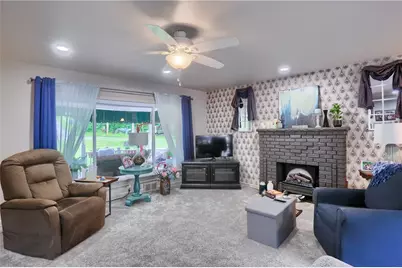 1720 Royal Dr, North Sewickley Township, PA 16117 - Photo 12