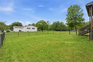 108 Shogren Ln, Bessemer, PA 16112 - Photo 6
