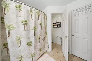 1023 Mayfair Dr, Cecil, PA 15317 - Photo 28