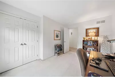 1023 Mayfair Dr, Cecil, PA 15317 - Photo 18