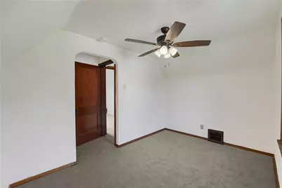 216 Bettis, Dravosburg, PA 15034 - Photo 18