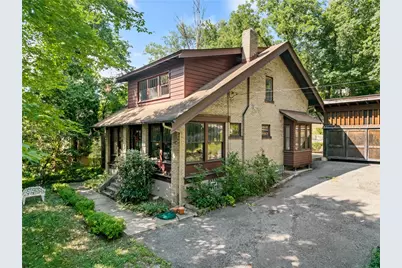 137 Elmore Rd, Pittsburgh, PA 15221 - Photo 2