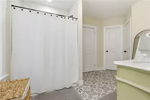 236 W Pike St, Canonsburg, PA 15317 - Photo 36