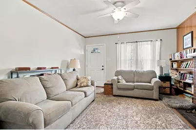 539 Dippold Ave, Baden, PA 15005 - Photo 12