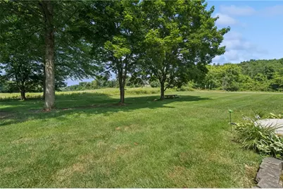 205 Alfred Pl, Hempfield Township, PA 15601 - Photo 32