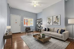 2334 Fox Wy, Pittsburgh, PA 15203 - Photo 2