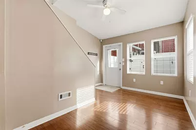 2334 Fox Way, Pittsburgh, PA 15203 - Photo 12