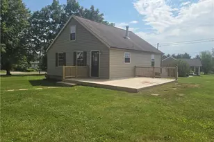 153 Beale, Buffalo Township, PA 16055 - Photo 2