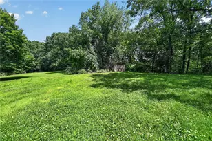 197 Elm St, Burrel-Blacklick, PA 15717 - Photo 6