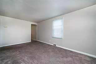 210 New Haven Ln, Neville Twp, PA 15225 - Photo 4