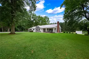 2763 Mercer Butler Pike, Liberty Township, PA 16127 - Photo 4
