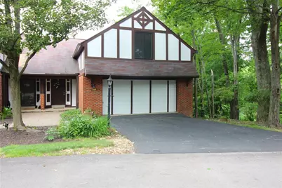 102 Trailside Dr, Aleppo, PA 15143 - Photo 1