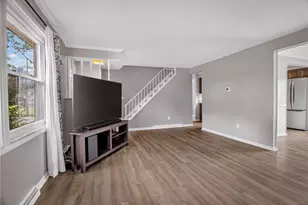1521 Fernledge Dr, Pittsburgh, PA 15101 - Photo 10
