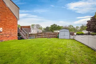 1521 Fernledge Dr, Pittsburgh, PA 15101 - Photo 6