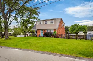1521 Fernledge Dr, Pittsburgh, PA 15101 - Photo 2