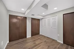5568 Clark Ave, Bethel Park, PA 15102 - Photo 28